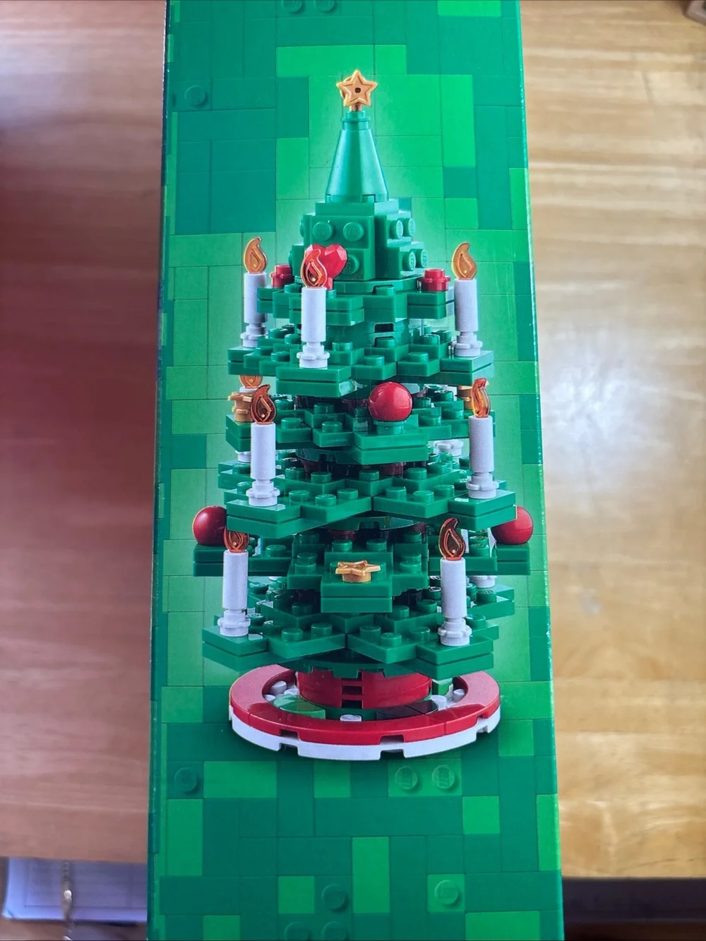 LEGO Green Christmas Tree Set #40573  784 PCS-  sealed